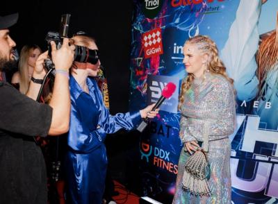 Певица White Queen отметила день рождения в стиле морского приключения