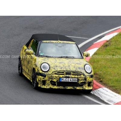 Кабриолет Mini Cooper JCW показали на шпионских снимках с трассы