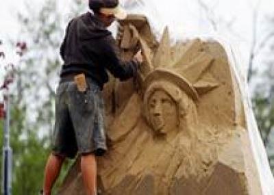 В Каунасе открывается фестиваль скульптур из песка