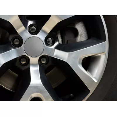 Как подбирать автомобильные диски по параметрам и что они означают?