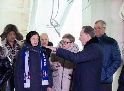 Депутаты проверили ремонт одной из школ Нижневартовска