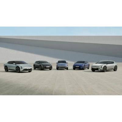 Kia представила два абсолютно новых электромобиля. Один из них уже серийный