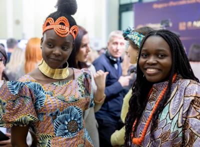Искусство без границ: в ТПП РФ прошла экспозиция BRICS Russian Art