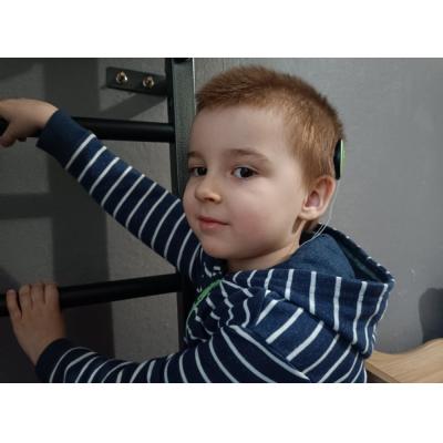 Чтобы Миша заговорил, ему нужна слухоречевая реабилитация
