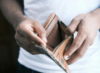 Маркетплейсы провоцируют на внезапные покупки в шесть раз чаще, чем реклама