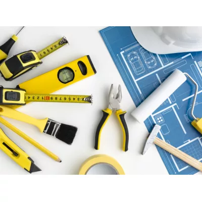 Грузооборот стройматериалов в торговые сети увеличился на 16% этим летом: «Деловые Линии» и «Лемана ПРО» назвали популярные товары сезона