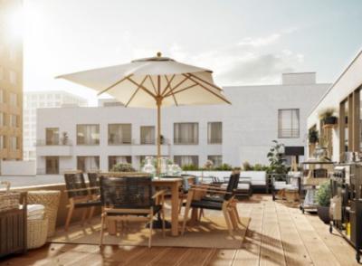 Россияне хотят во дворе магазины, ПВЗ и театры