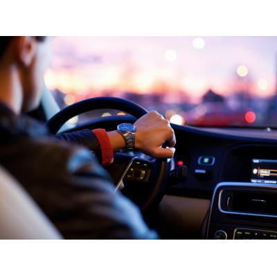 Более 70% опрошенных россиян рассматривают покупку парковочного места как инвестиционную идею