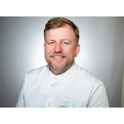 Максим Копылов получил звание кандидата медицинских наук