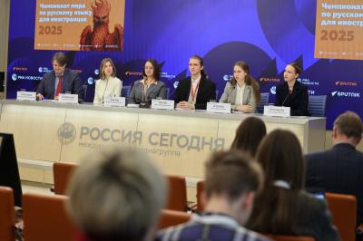 Чемпионат мира по русскому языку — 2025 выиграла команда «Богатыри слова» из Литвы