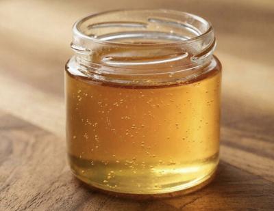 Терапевт Никулина рассказала, помогает ли мед от кашля и какие сорта для этого выбрать