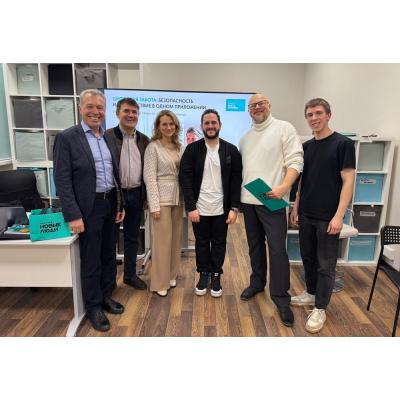 «ИнтерПенсионер» и «Новые люди» запустили глобальную цифровую заботу для русскоязычных семей