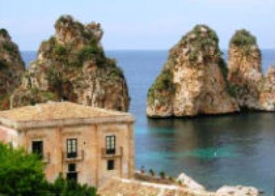 У берегов Сицилии появились ядовитые водоросли