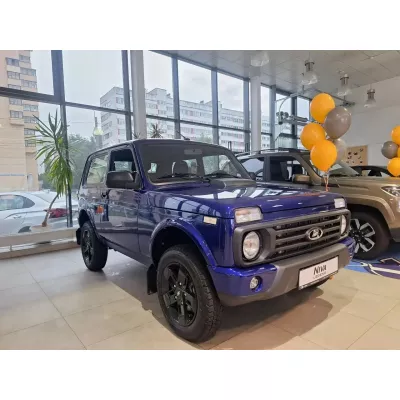 Обновленный внедорожник LADA NIVA Legend появился в Петербурге