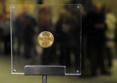 В пражском Национальном музее выставлена самая дорогая монета