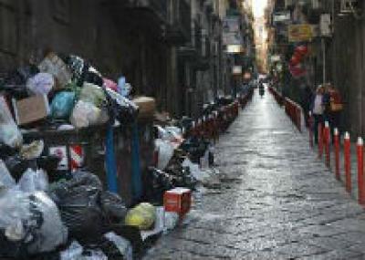В Неаполе организованы криминальные туры по городу