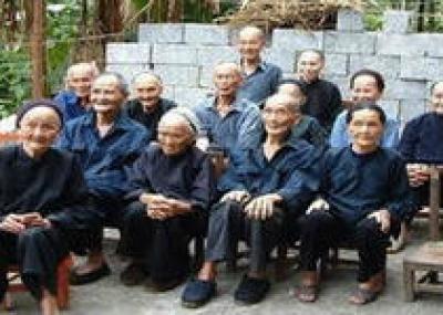 Китайская деревня долгожителей становится все популярней у туристов