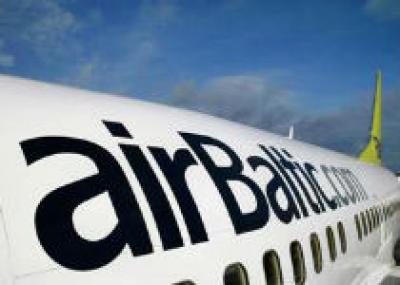 AirBaltic сделает платной регистрацию