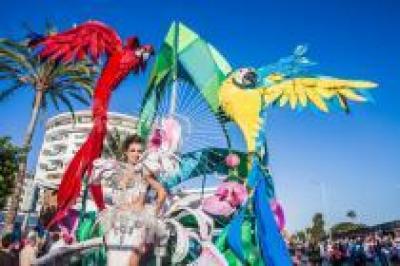 Карнавал на Канарских островах: фиеста красок и фантазий