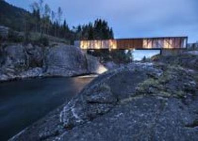 Норвежский мост выбран мостом года