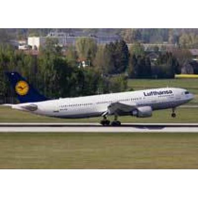 Lufthansa отменила 800 рейсов из-за забастовки пилотов