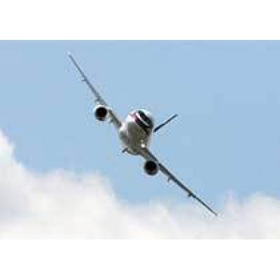 Superjet поборется с Embraer и Bombardier за контракт Alitalia