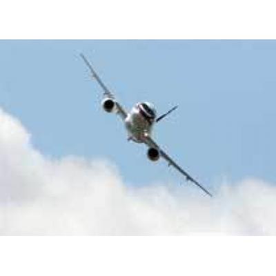 «Сухой» продаст в Европу 120 самолетов Superjet