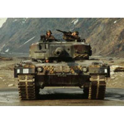 Швейцария продала Канаде лишние танки Leopard 2