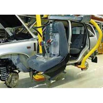 «Автоваз» попросил помощи у GM в запуске внедорожника Lada