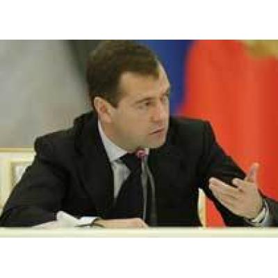 Медведев: России надо на 90% увеличить производство говядины