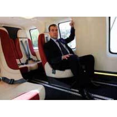 Медведев предложил отменить пошлины для небольших самолетов