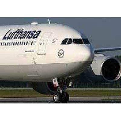 Более 100 тыс. пассажиров Lufthansa не смогли вылететь в пятницу