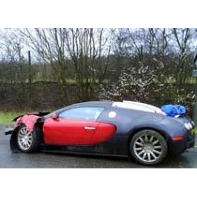 B Англии разбит Bugatti Veyron стоимостью $1 млн