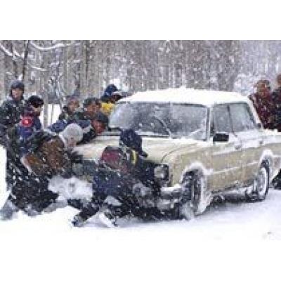 ГИБДД призывает московских водителей быть внимательней из-за снегопада