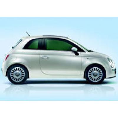 За 2 часа было продано 500 автомобилей Fiat 500