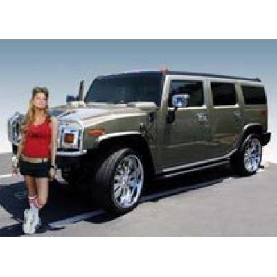 Певица Fergie продаст свой Hummer H2 с аукциона