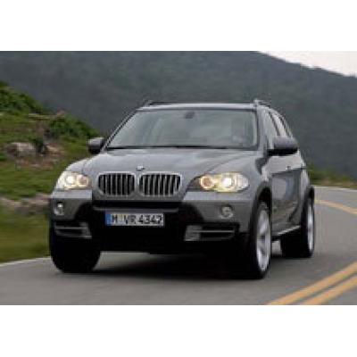 Угнанный BMW X5 вел `липовый` мент