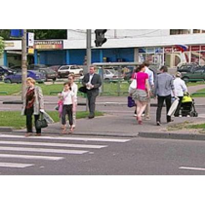 Водителей научат уступать дорогу пешеходам
