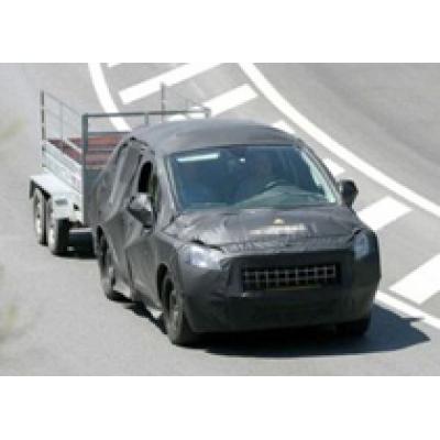 Peugeot готовит новый минивэн