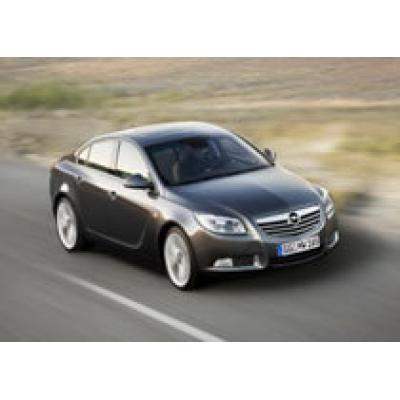 В России стартуют продажи нового Opel Insignia