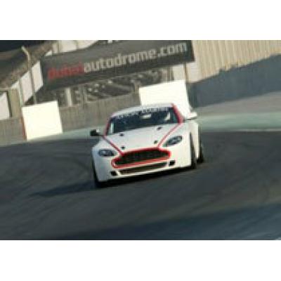 Aston Martin Racing выпускает новый Vantage GT4