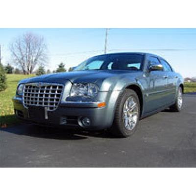 Chrysler 300C Барака Обамы продадут на аукционе