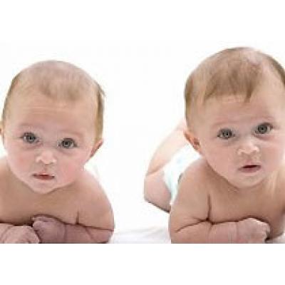 Что увеличивает возможность рождения близнецов?