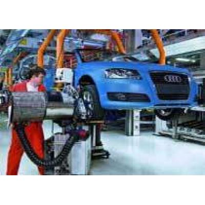 Audi подарит каждому сотруднику по 5300 евро