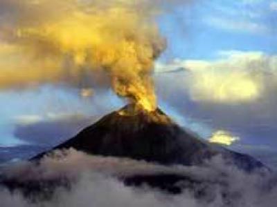 Из-за извержения вулкана в Эквадоре 60 человек пропали без вести