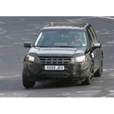 Land Rover начал испытания компактного кроссовера Range Rover