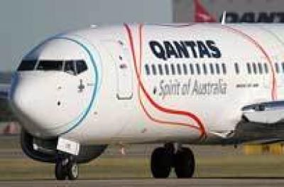 Qantas установил гигантские топливные сборы