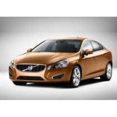 Volvo S60 официальные фотографии седана нового поколения