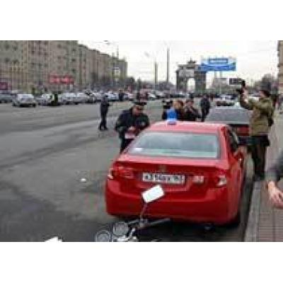 «Синие ведерки» готовят автопробег против мигалок по центру Москвы