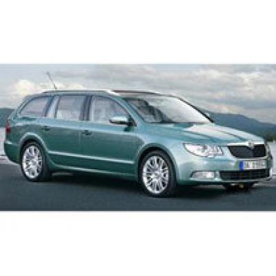 Skoda привезет на автосалон в Москву новый Superb Combi